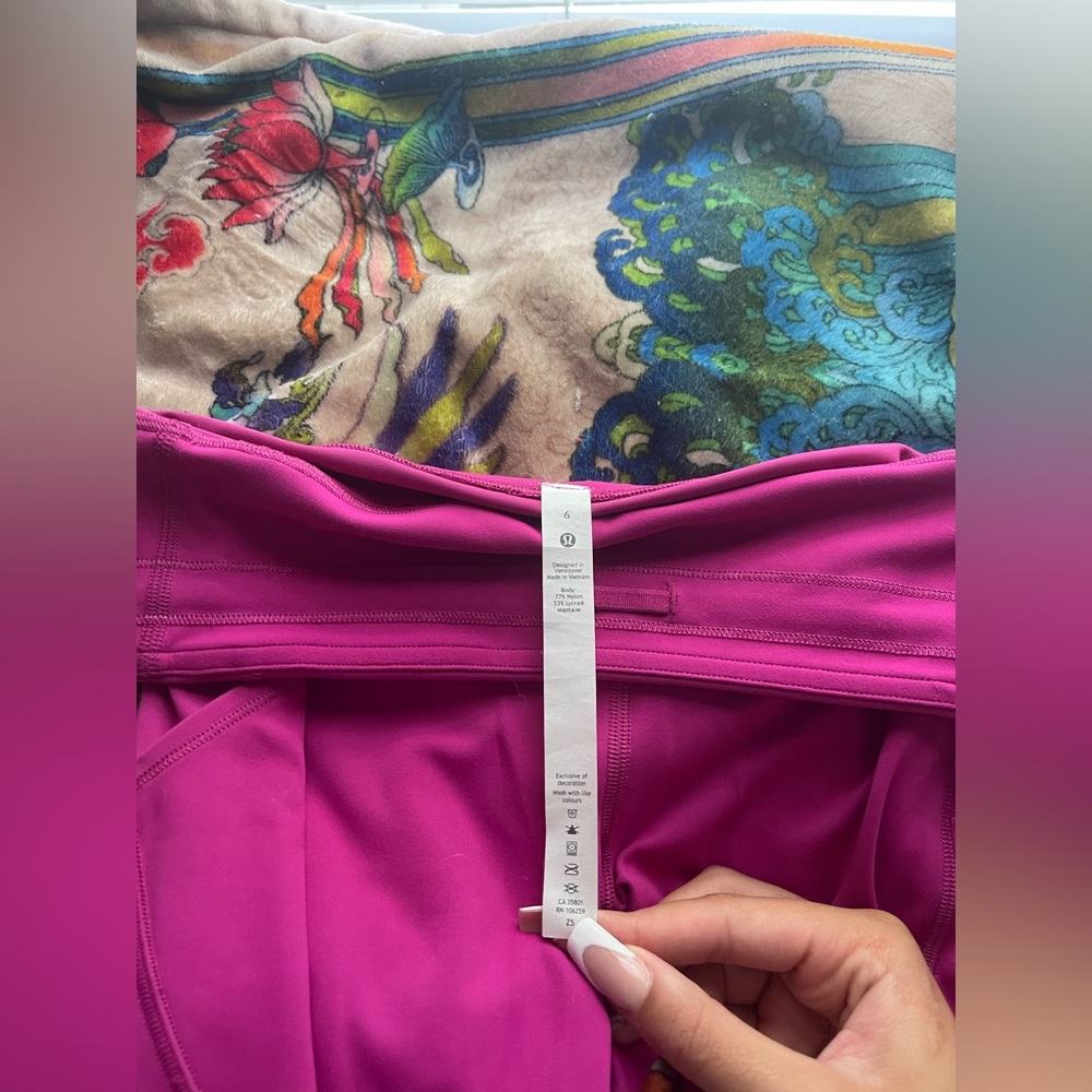 Ripe Raspberry Lululemon Wunder Under Leggings - image 3